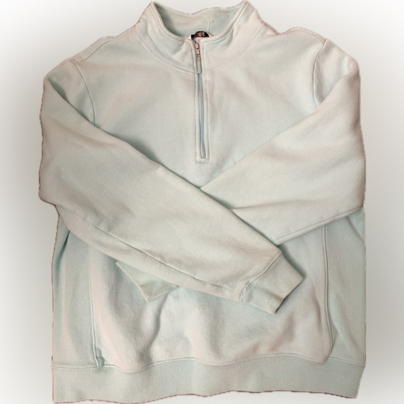 IZOD Golf - Picture 1 of 13